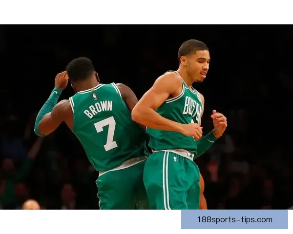 塔图姆以场均10次铁板回应伤病 布朗透露队内会议一致决定聚焦核心